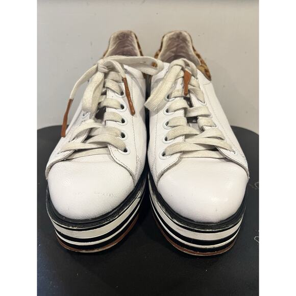 Anthropologie Silent D Siobahn Sneaker White Cheetah Leather Size EU 40, US 9 - Picture 7 of 11